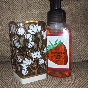 Strawberry pound cake soap & Decorative holder